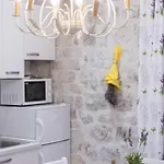 L & L Old Town Apartman *