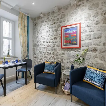 L & L Old Town Ragusa