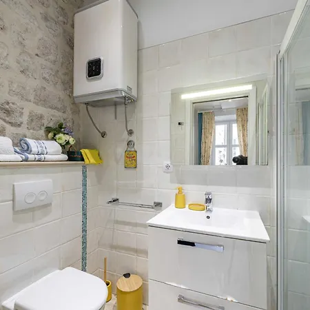 Apartment L & L Old Town *