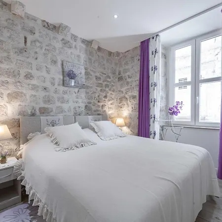 Apartment L & L Old Town