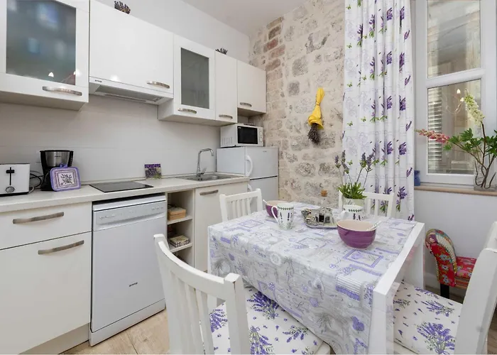 Apartment L & L Old Town