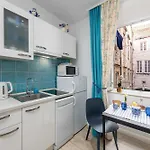 L & L Old Town Apartman