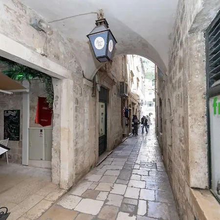 L & L Old Town Lägenhet Dubrovnik