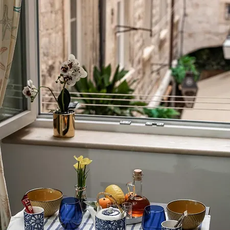 L ＆ L オールド タウン *